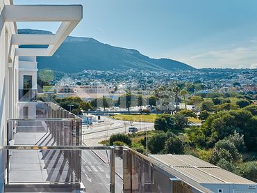 Attique avec balcon à vendre à Camí dels Lladres 1
