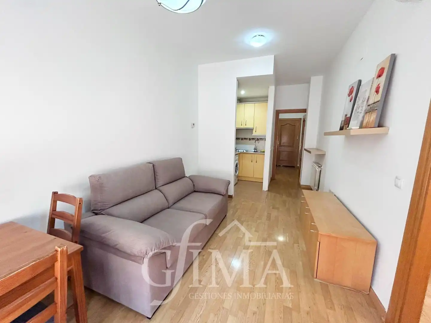 Living room of Ground floor for sale in Tomelloso  with Air Conditioner, Heating and Furnished