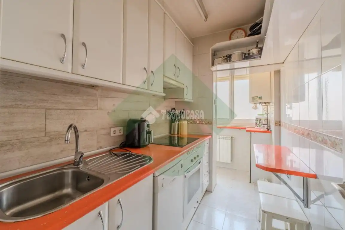 Kitchen of Flat for sale in Madrid  with Air Conditioner and Heating