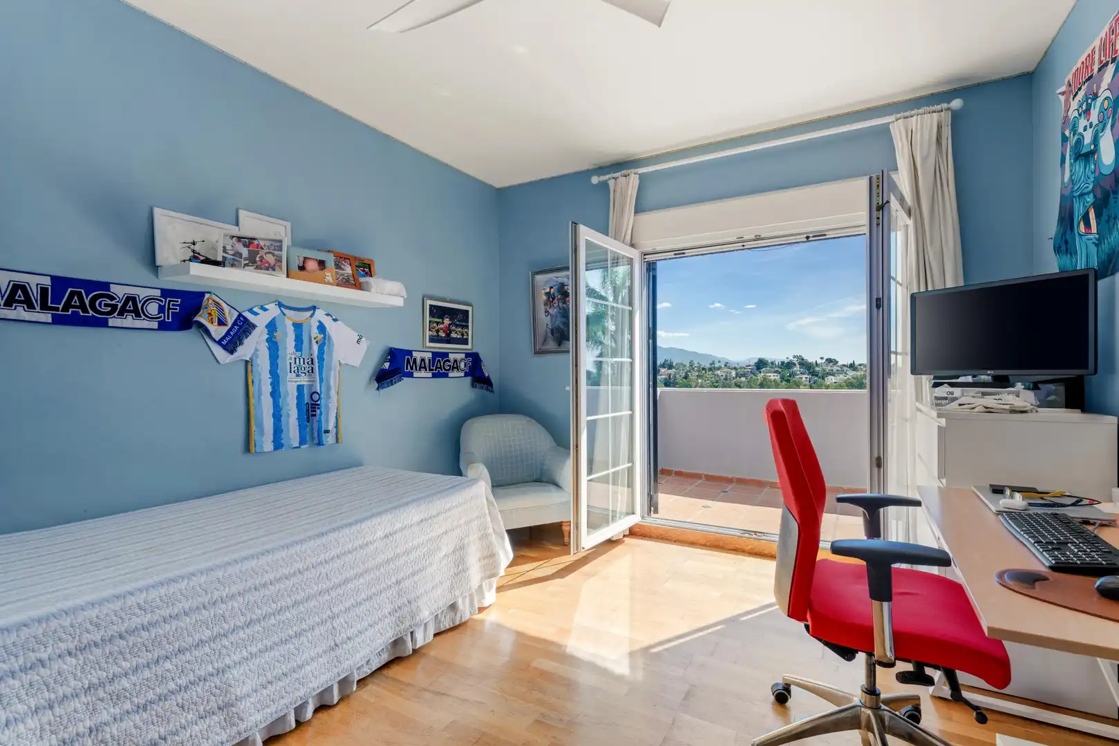 Chalet con piscina en venta en 44 Calle Pico del Naranco, imagen 26