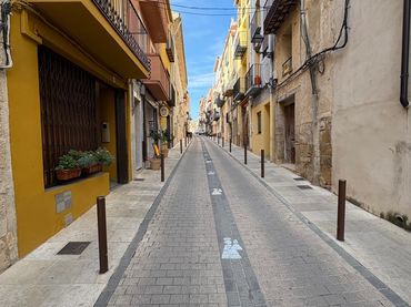 Adossat amb balcó en venda a Sant Mateu