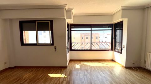 Foto 3 von Wohnung zur Miete in Carrer de Ramon de Castro, Barrio de Patraix, Valencia Capital