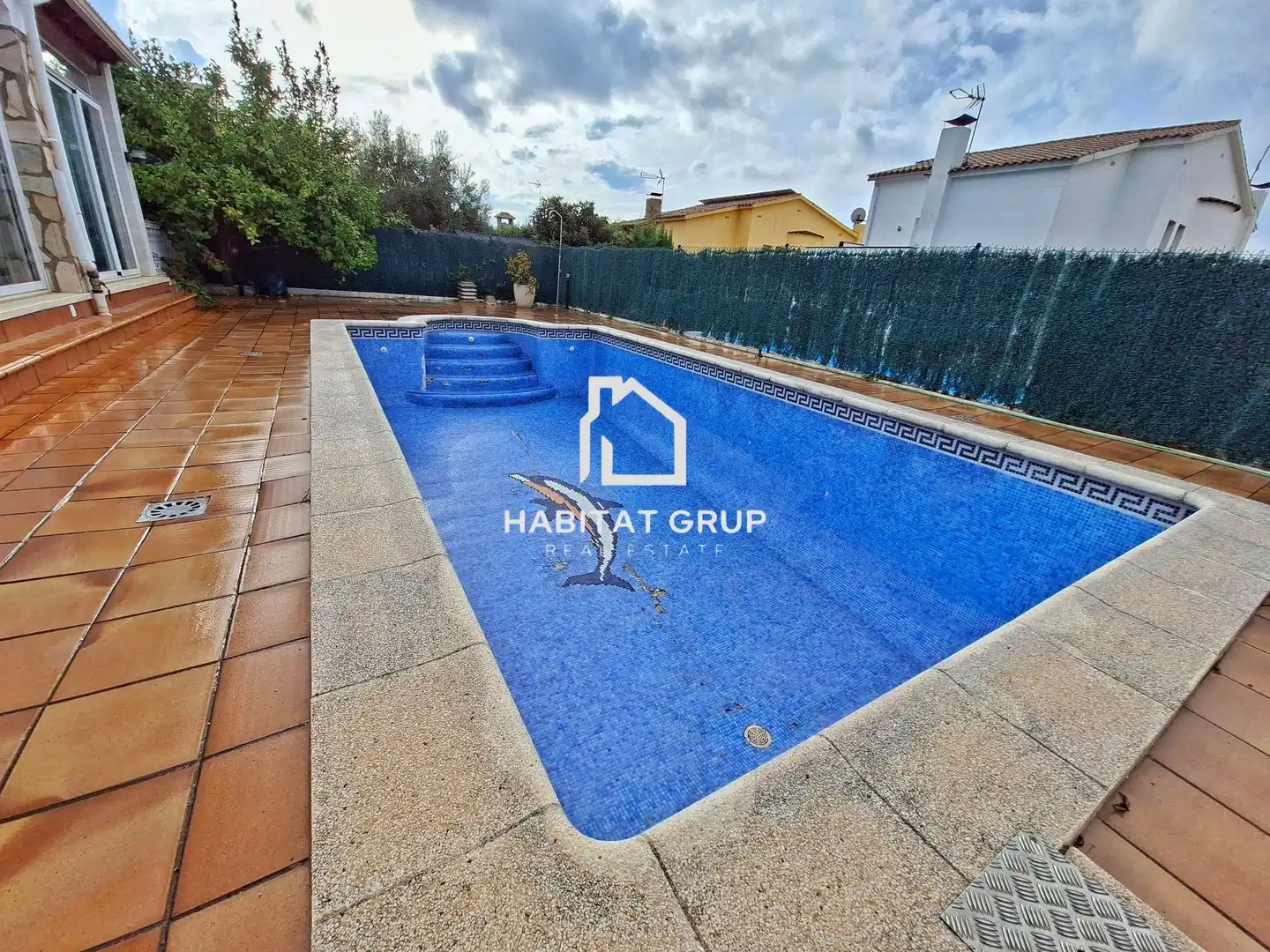 Casa con piscina en venta en Fenals, imagen 2