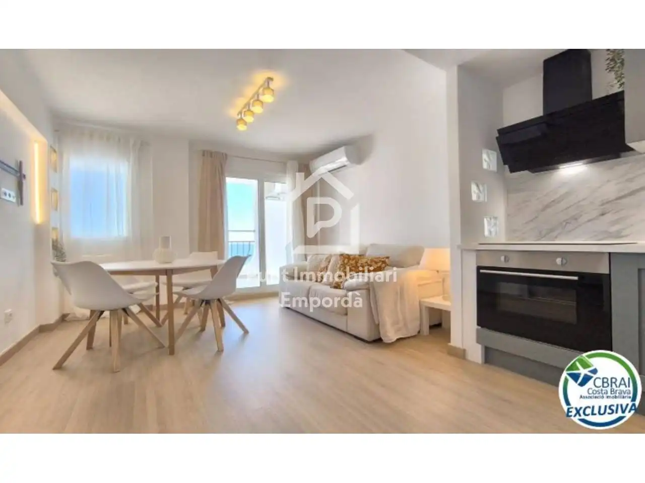 Apartament amb terrassa en venda a Sector Delta Muga