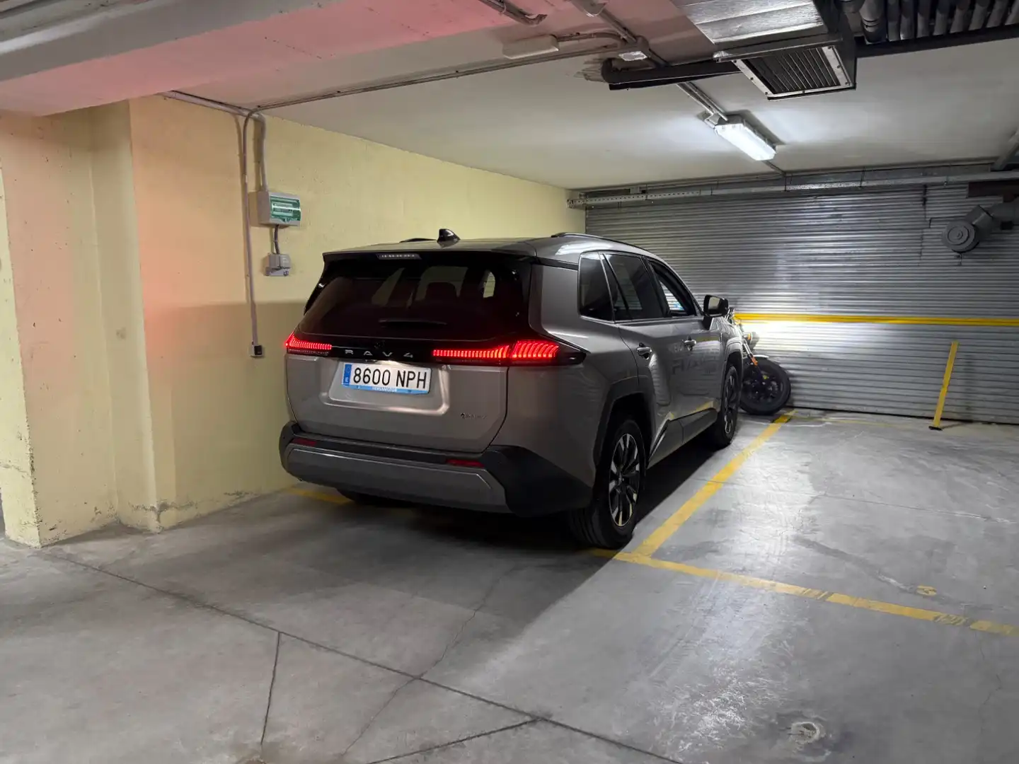 Aparcament de Pis en venda en Alcobendas amb Aire condicionat, Terrassa i Balcó