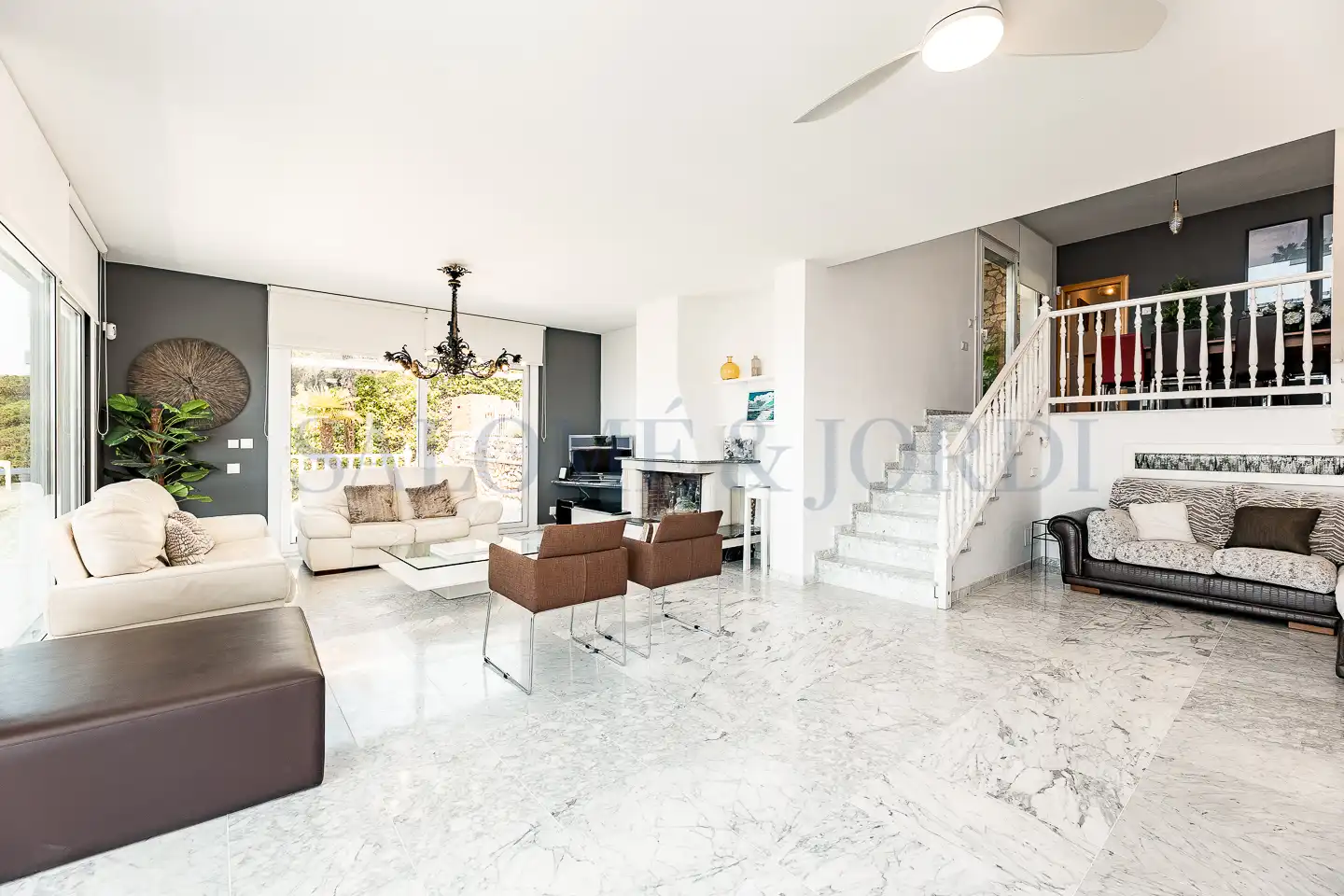 Sala de estar de Casa o chalet en venta en Cabrils con Aire acondicionado, Calefacción y Jardín privado