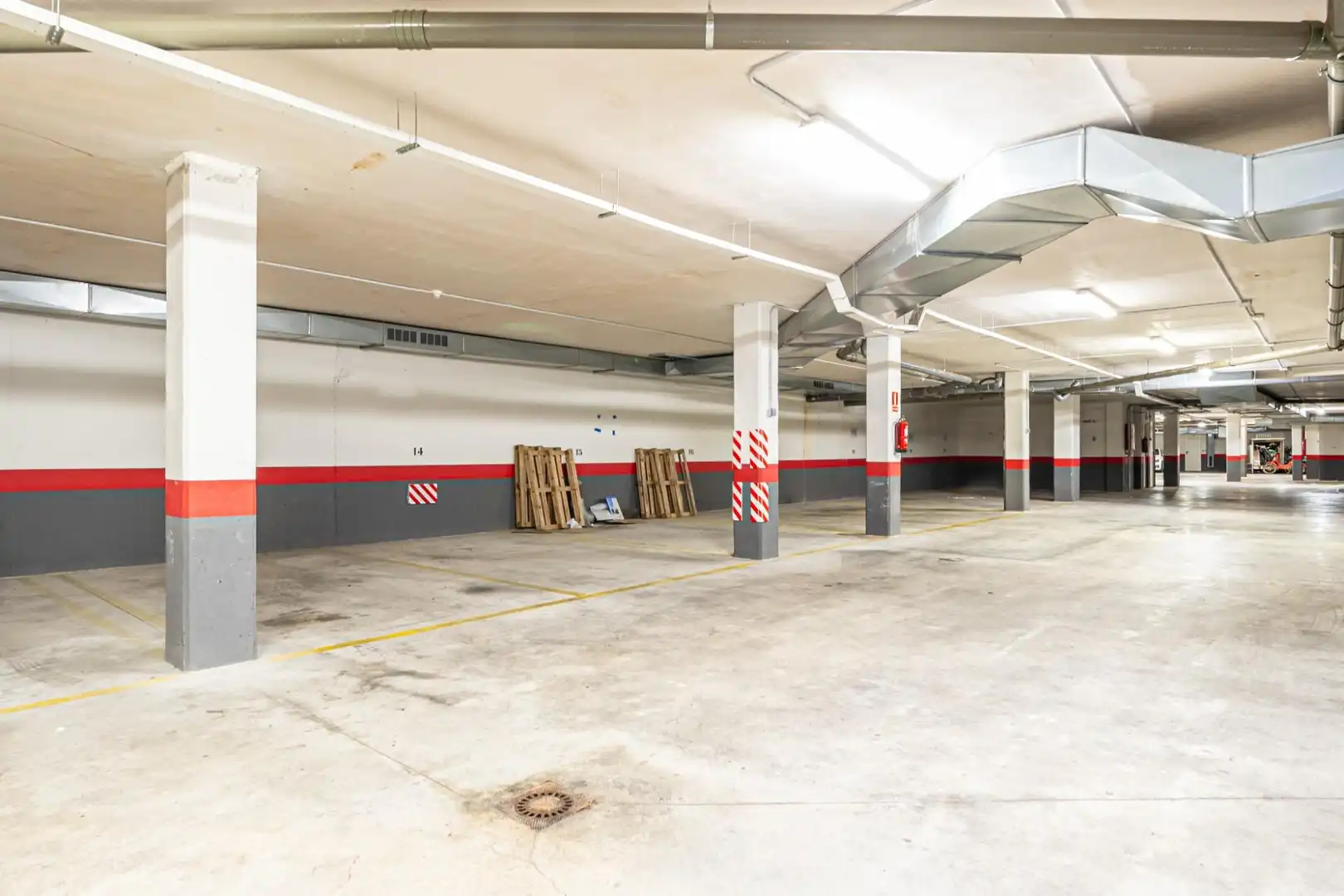 Parkplatz von Garage zur Miete in  Palma de Mallorca