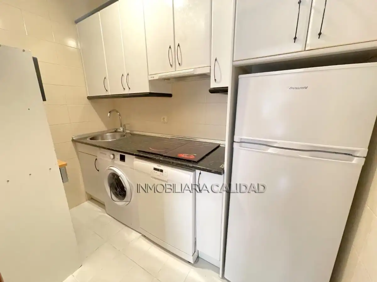 Kitchen of Flat for rent in Burgos  with Heating and Furnished