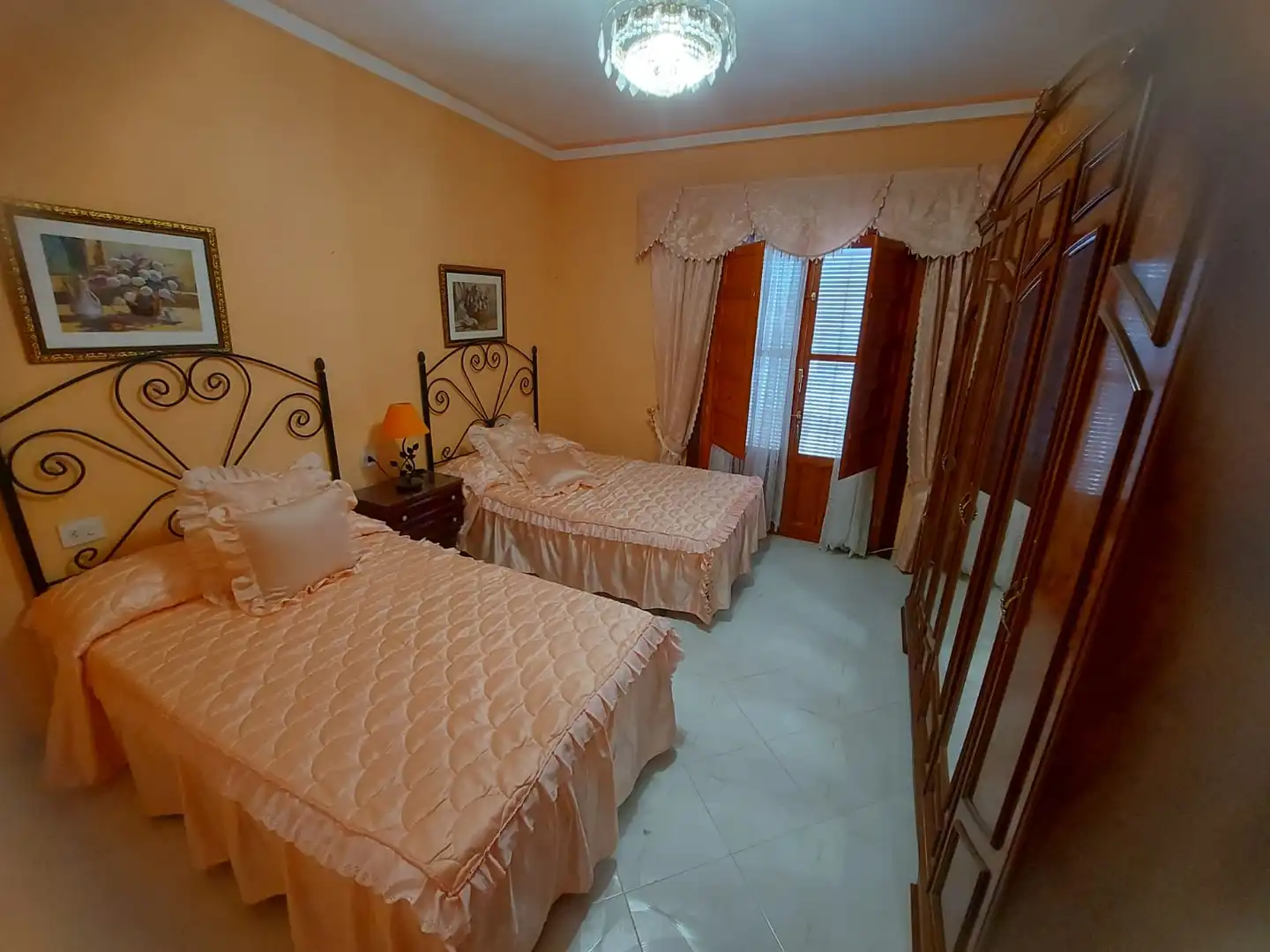 Habitación de Casa o chalet en venta en Úbeda con Trastero, Balcón y Internet