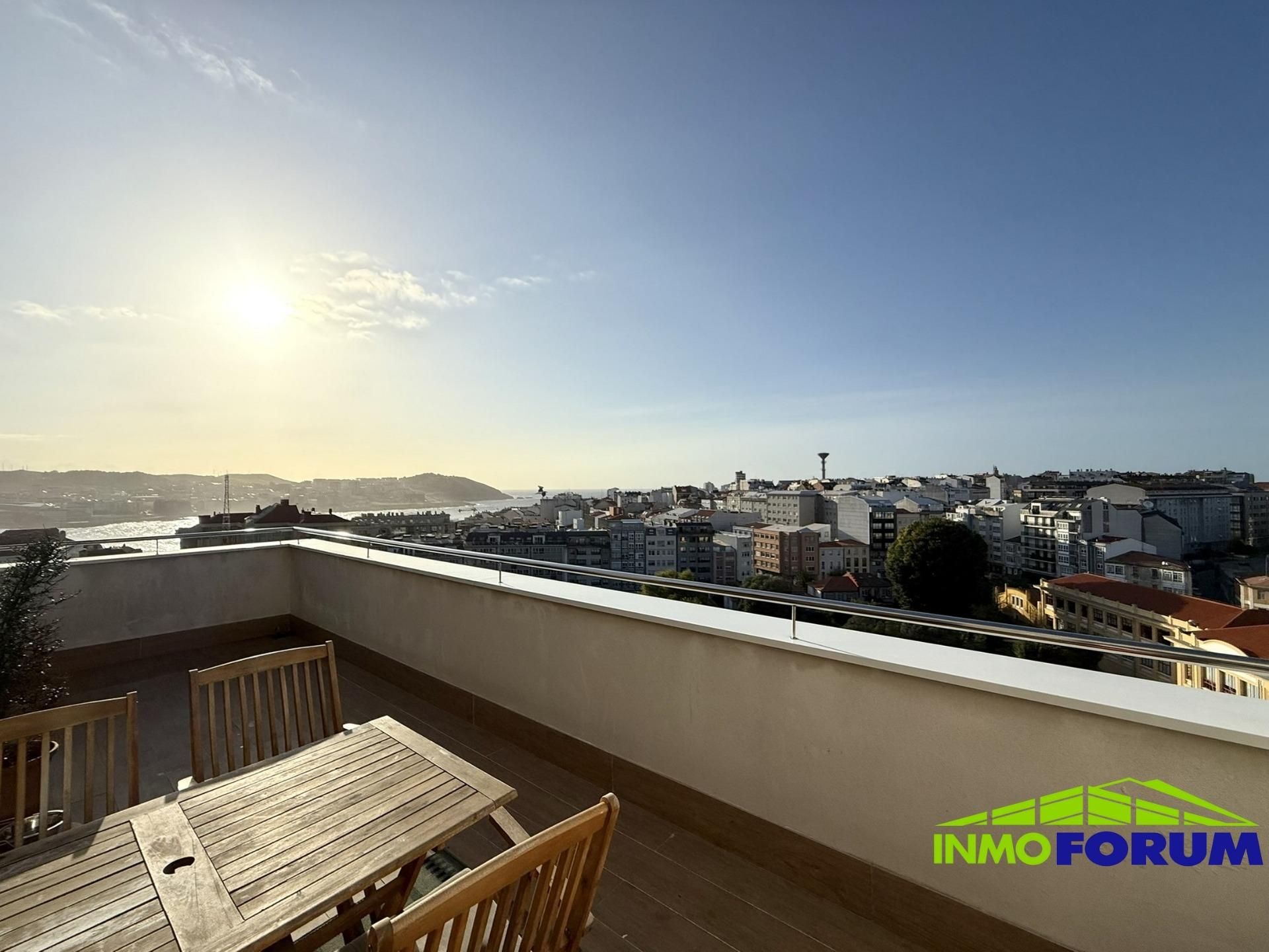 Terrassa de Pis en venda en A Coruña Capital  amb Calefacció, Terrassa i Traster