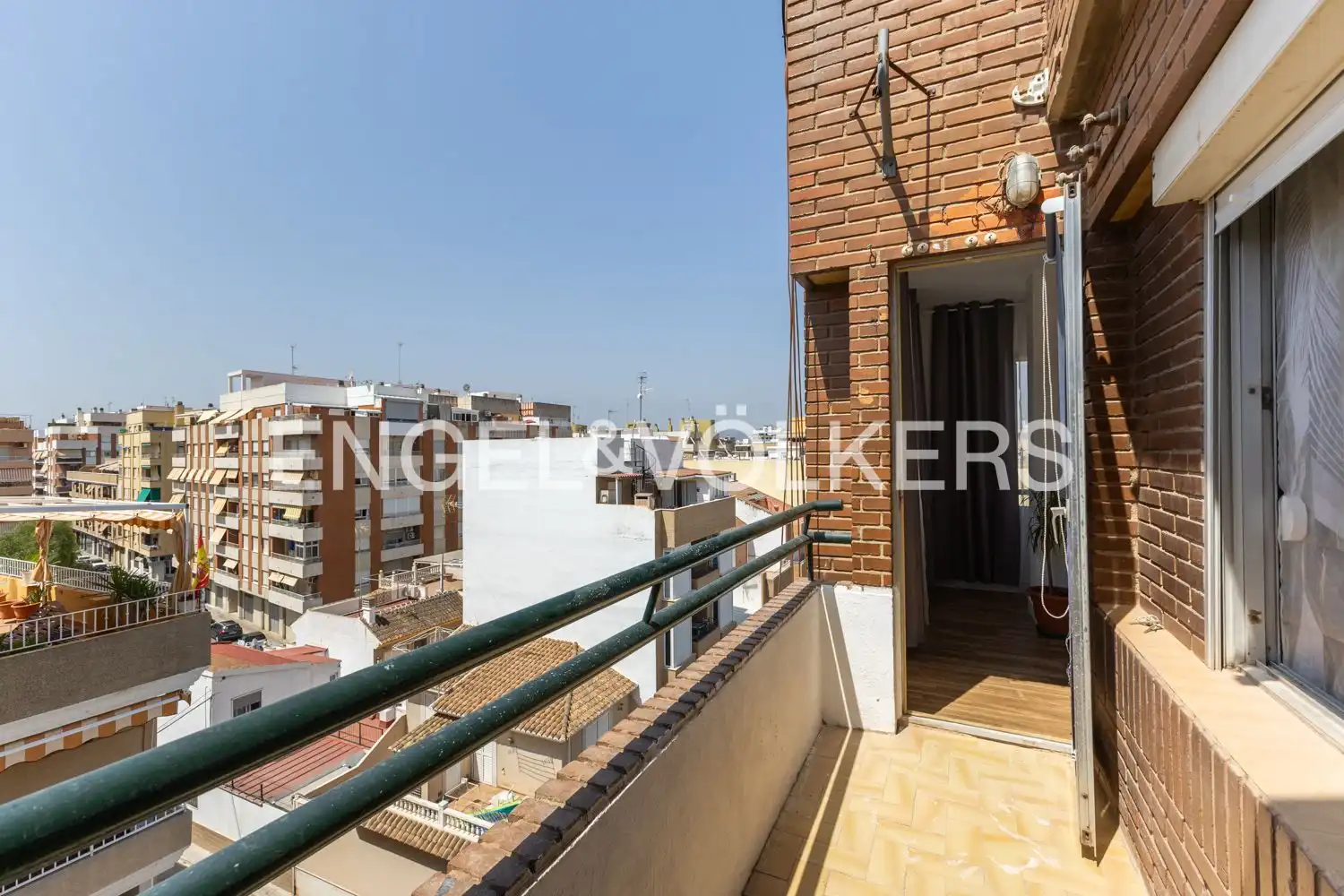 Balcony of Flat for rent in Sagunto / Sagunt  with Air Conditioner, Heating and Parquet flooring