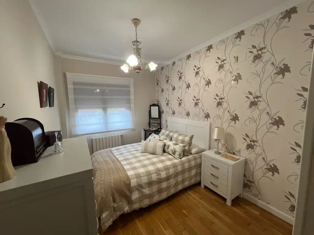 Habitación de Casa o chalet en venta en Albacete con Aire acondicionado, Calefacción y Jardín privado