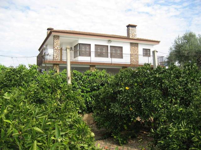 Casa-chalet en Venta en L'Aldea