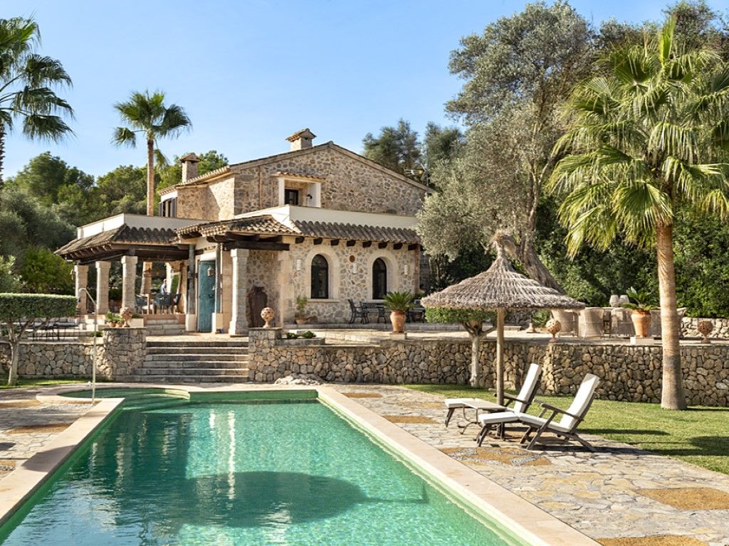 Exterior view of Country house for sale in Alcúdia  with Air Conditioner, Private garden and Terrace