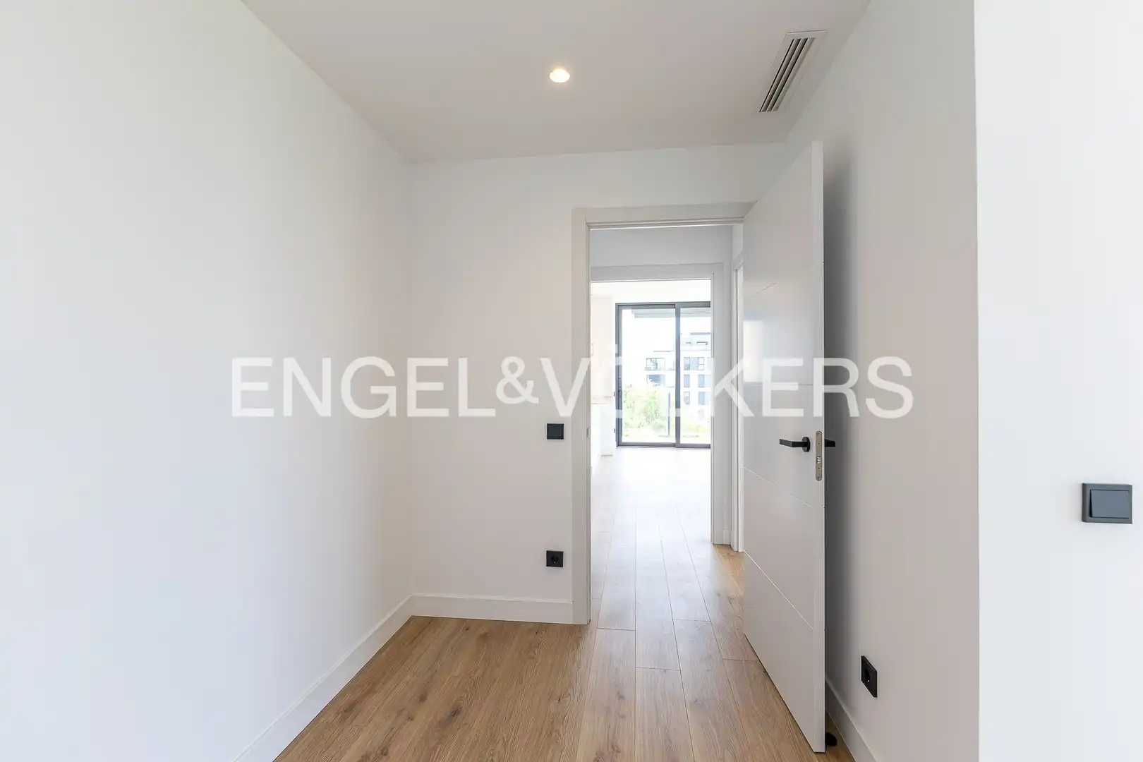 Bedroom of Flat for rent in Vilanova i la Geltrú  with Air Conditioner, Heating and Terrace