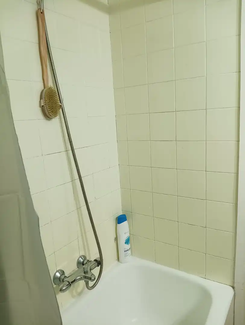 Bany de Apartament de lloguer en Gorliz amb Calefacció, Terrassa i Moblat