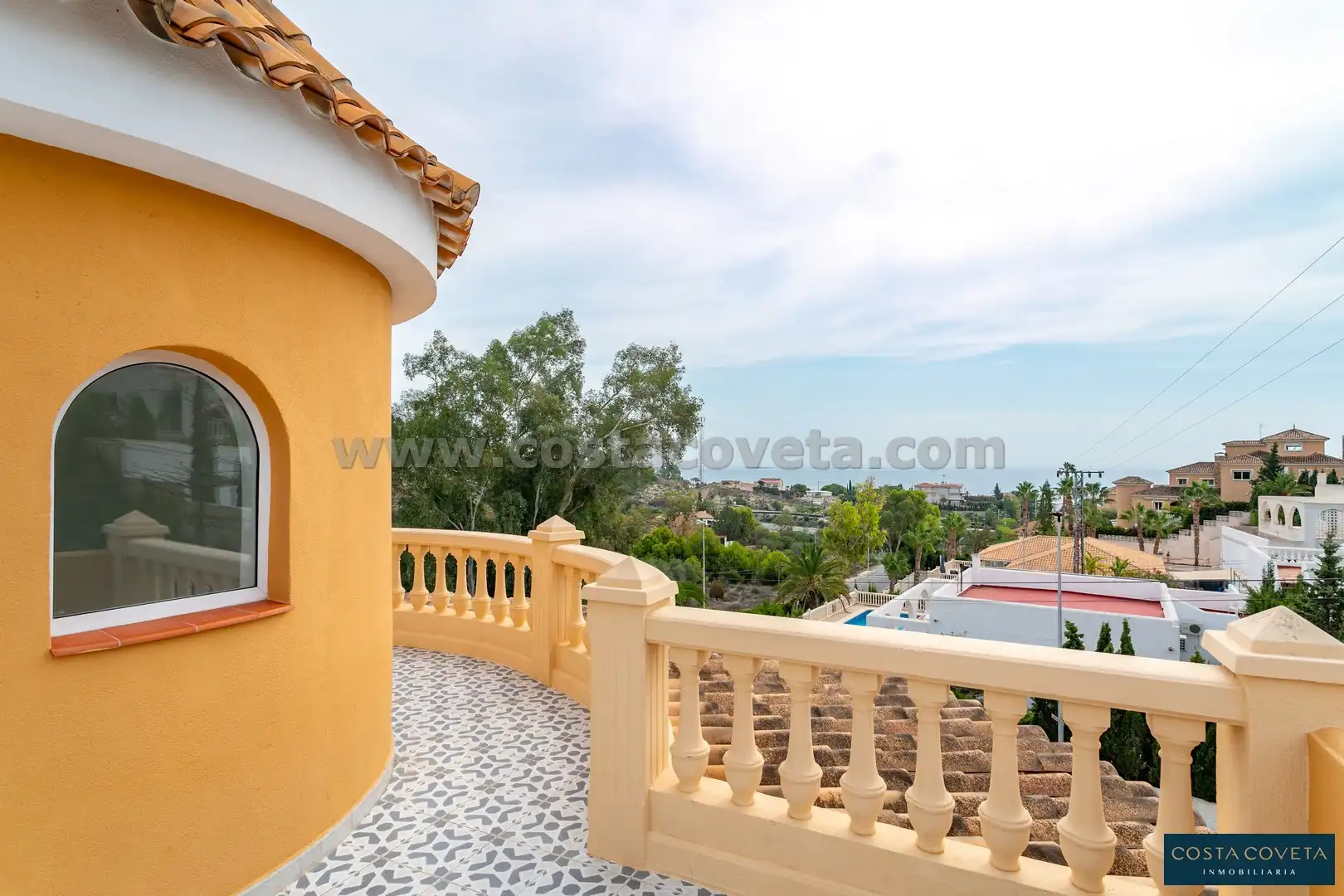 Exterior view of Houses for sale in El Campello  with Air Conditioner, Private garden and Terrace