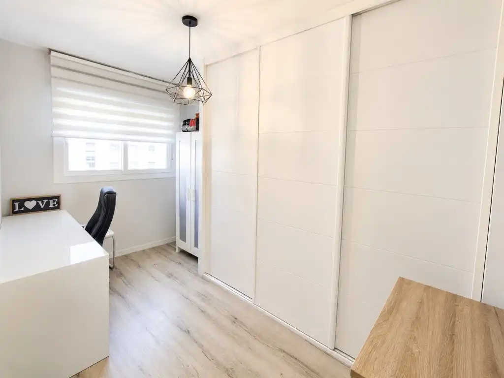 Bedroom of Flat for sale in Córdoba  with Air Conditioner, Terrace and Swimming Pool
