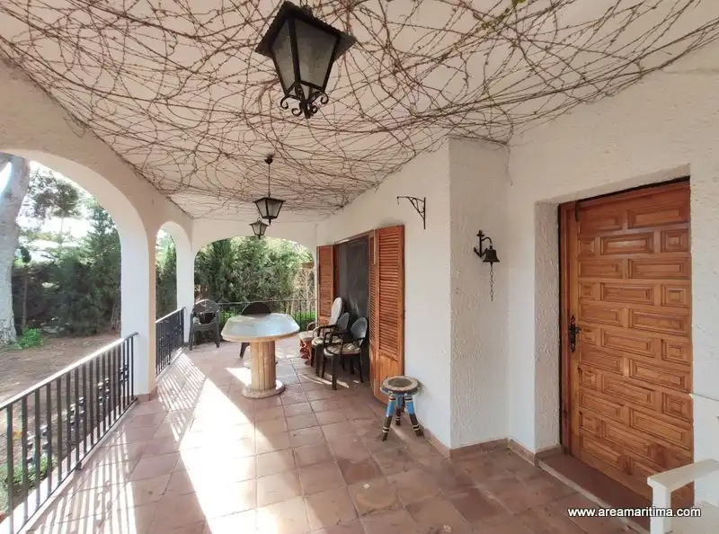 Houses for rent in Calle Murcia, Serra