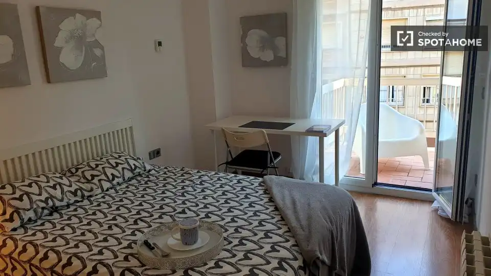Room in El Putget i el Farró