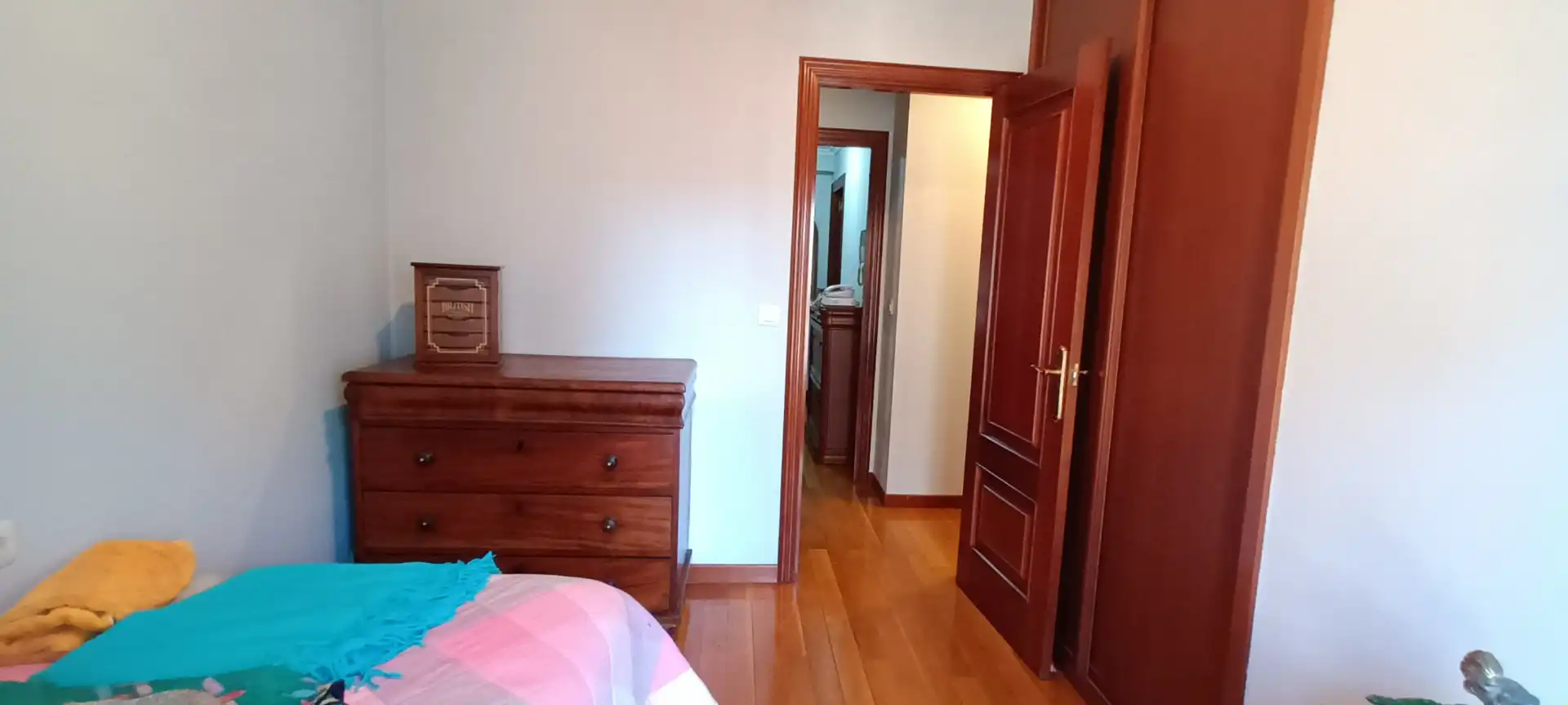 Habitación de Piso de alquiler en Vigo  con Calefacción, Amueblado y Internet