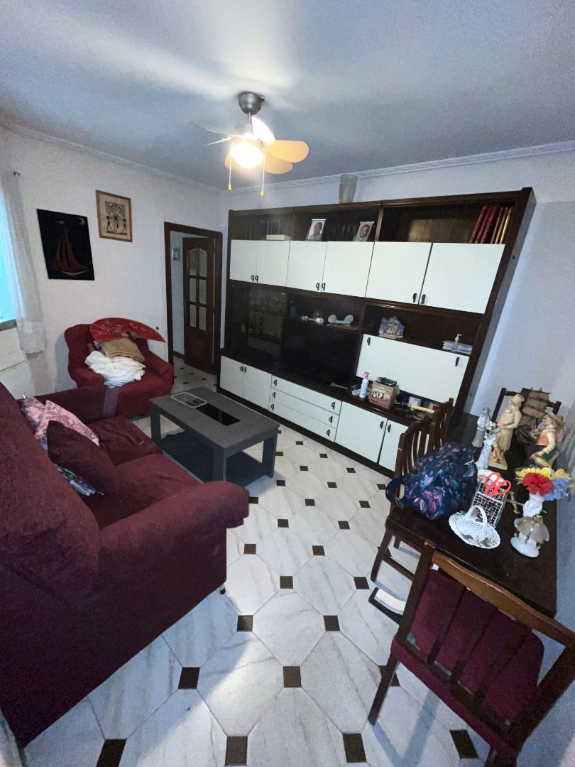 Sala de estar de Piso en venta en  Madrid Capital con Calefacción y Balcón