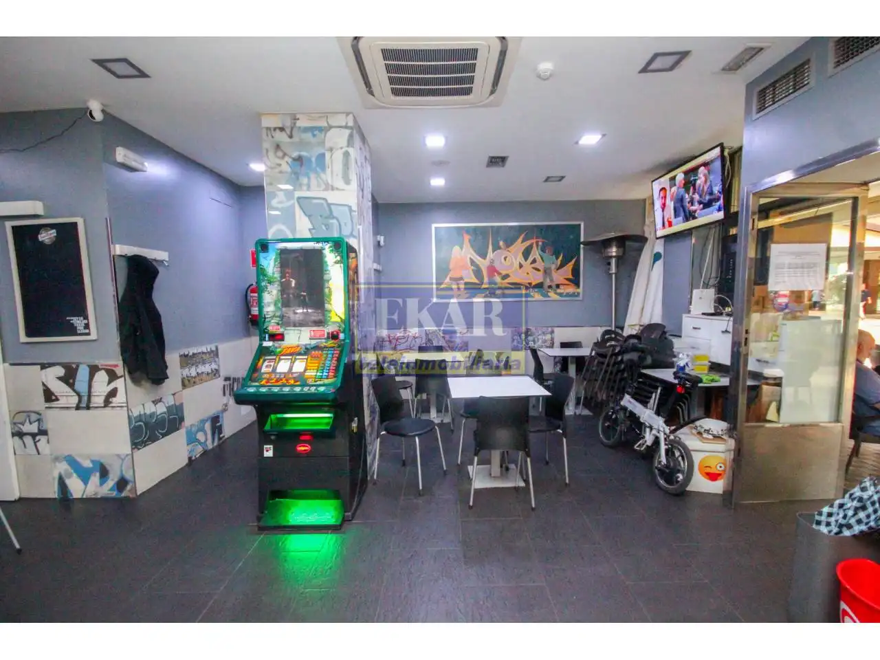 Business premises for sale in Calle Alzukaitz, imagen 3