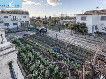 Haus mit Garten zum Verkauf in Barrio de la Vega