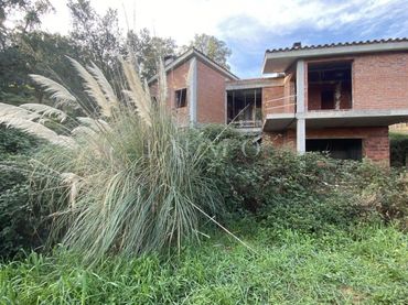 Casa en venta en Carrer Romanyà 51