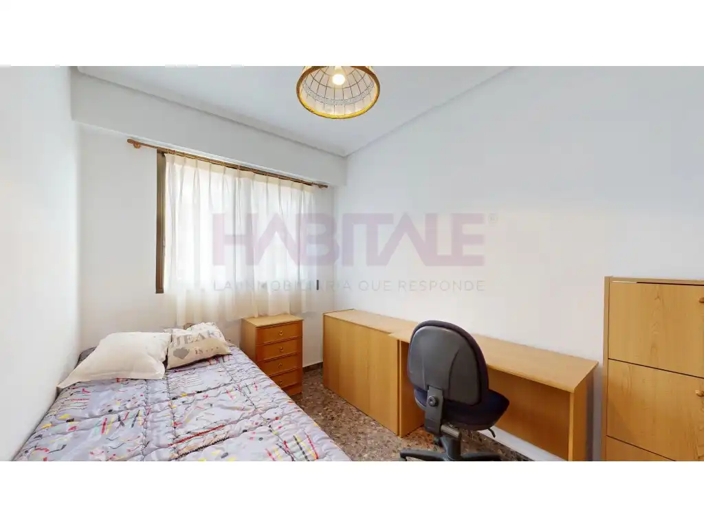 Habitación de Piso en venta en Quatre Carreres