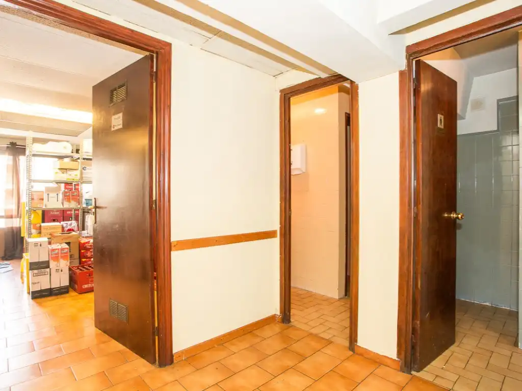 Local en venta en Sant Julià