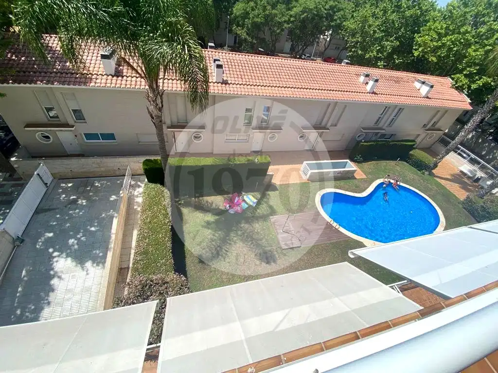 Pis amb piscina en venda a Avinguda de Verona Terol, imagen 25
