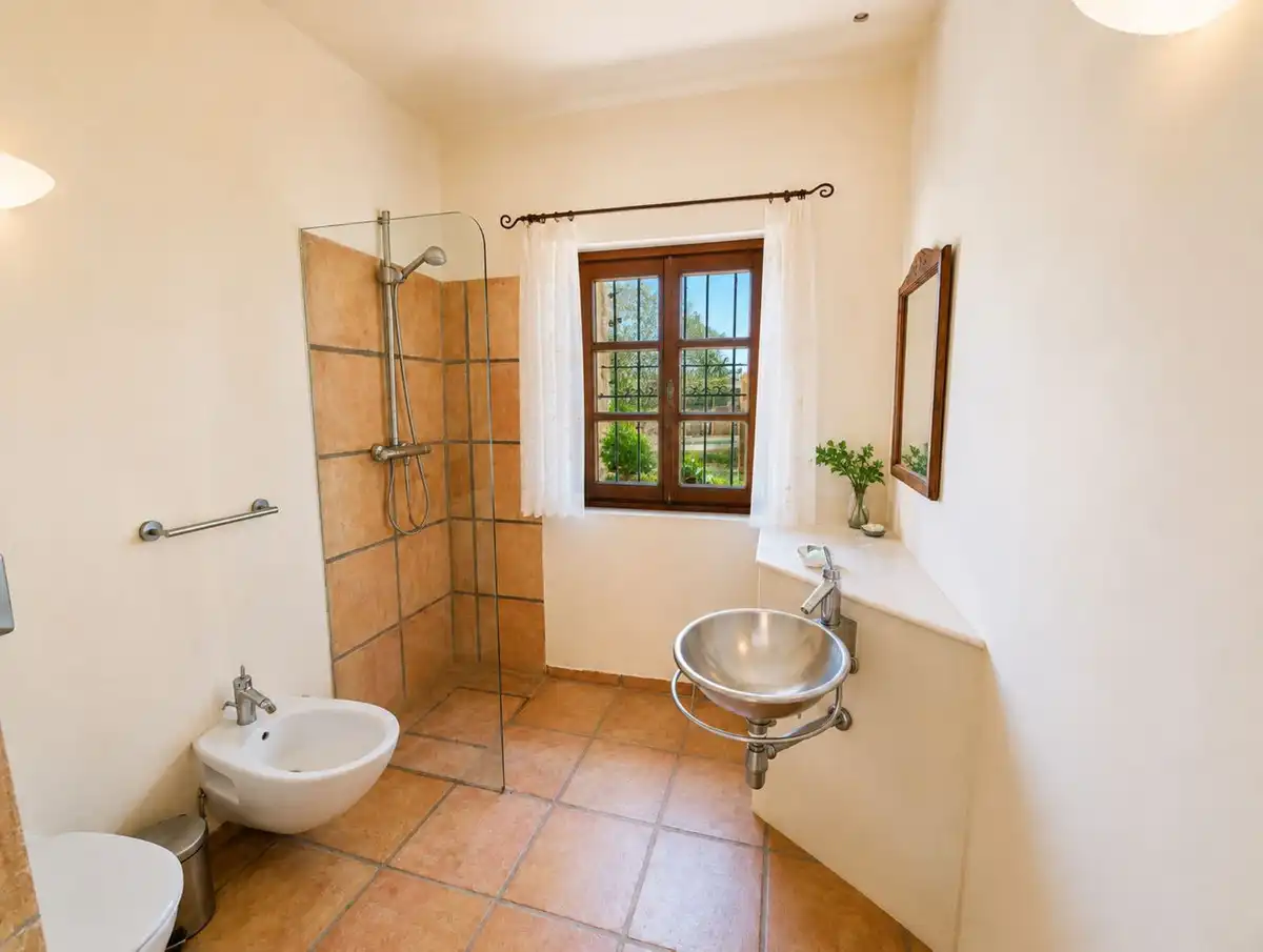 Bathroom of Residential for sale in Estepona