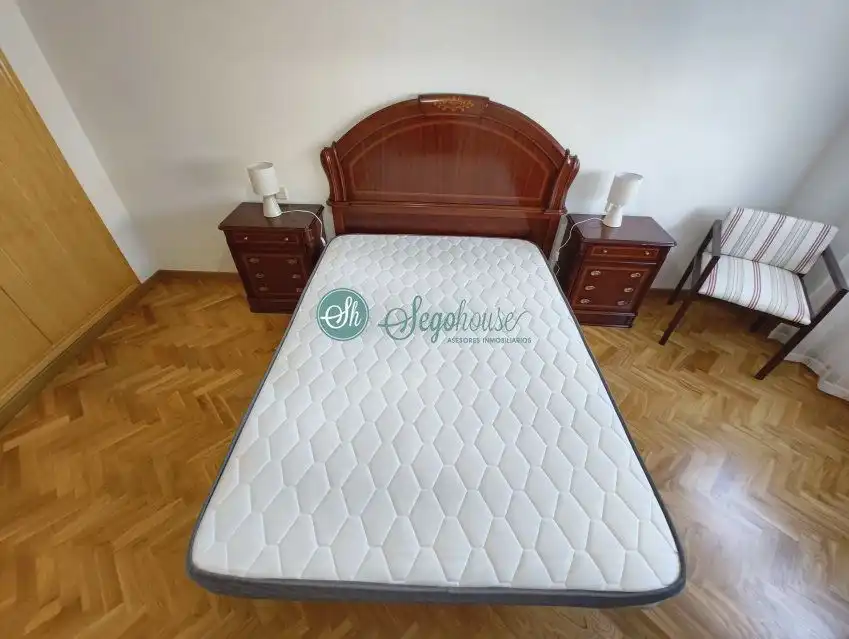 Schlafzimmer von Wohnung zur Miete in Segovia mit Heizung, Parkett und Terrasse