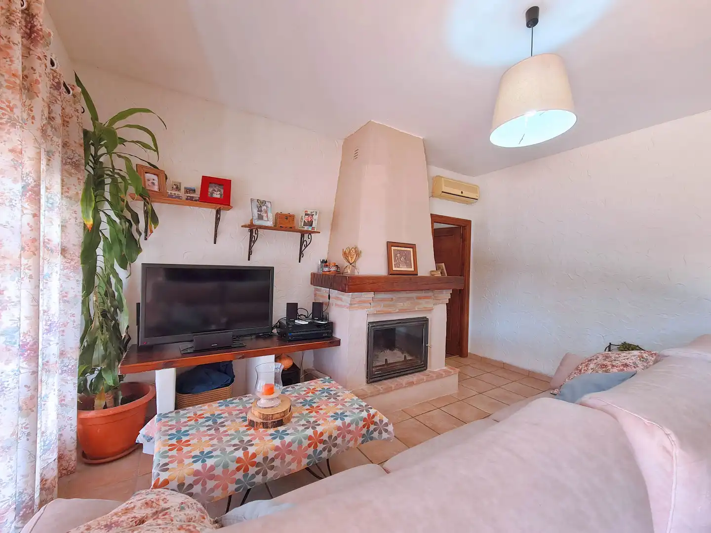 Sala de estar de Casa o chalet en venta en Cartagena con Aire acondicionado, Calefacción y Jardín privado