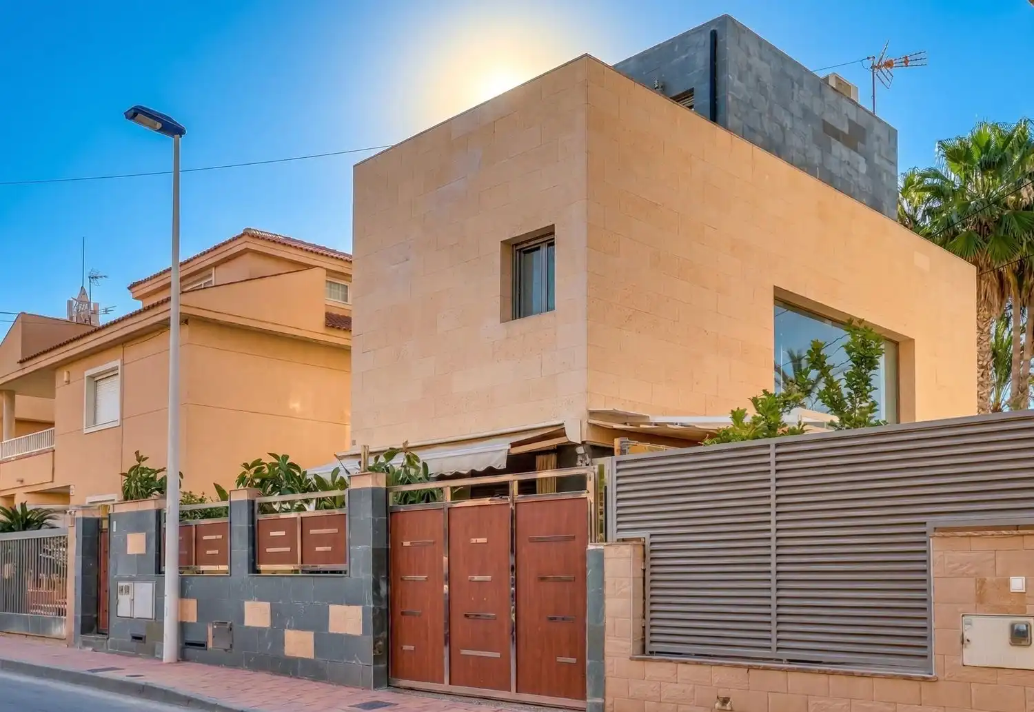 Exterior view of Houses for sale in San Pedro del Pinatar  with Air Conditioner, Heating and Terrace