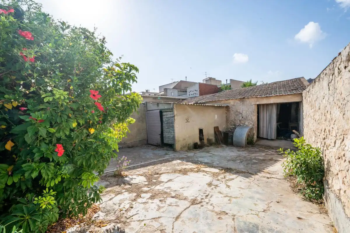 Vista exterior de Casa adosada en venda en Cox amb Calefacció, Jardí privat i Terrassa