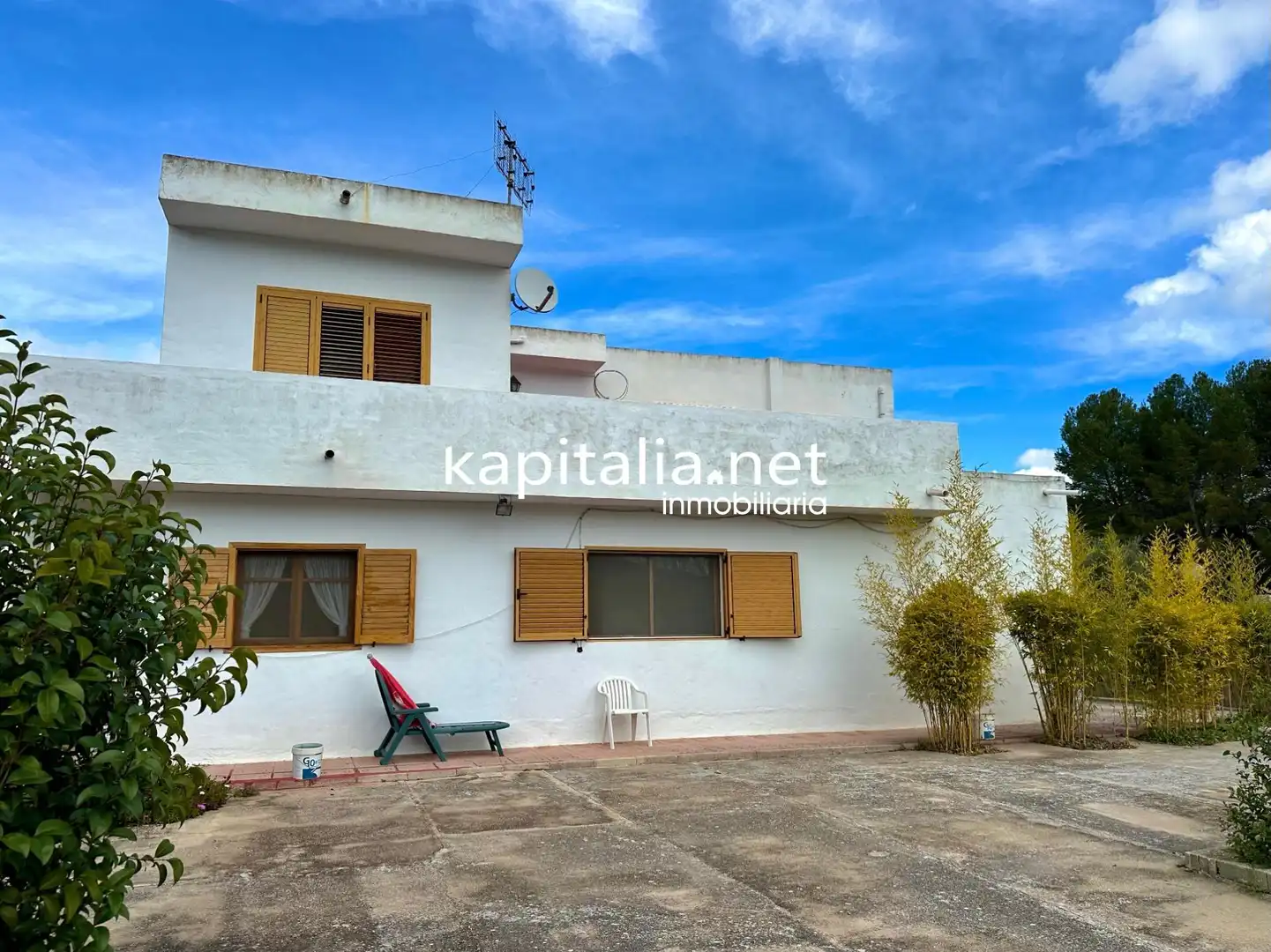 Exterior view of Houses for sale in Alcoy / Alcoi  with Air Conditioner, Private garden and Terrace