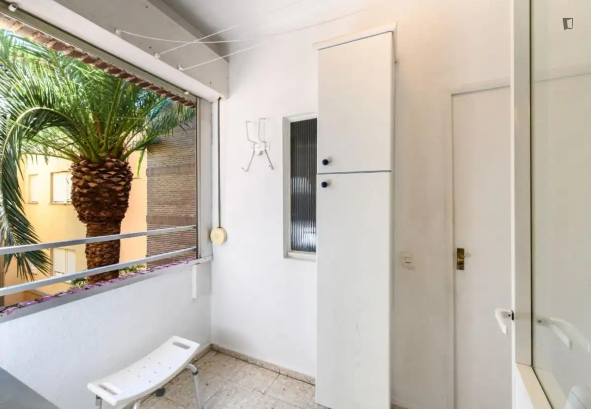 Terrassa de Apartament de lloguer en Madrid amb Aire condicionat, Moblat i Forn
