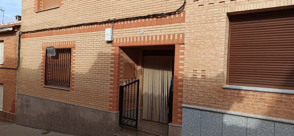 Exterior view of House or chalet for sale in Navalpino  with Heating and Terrace