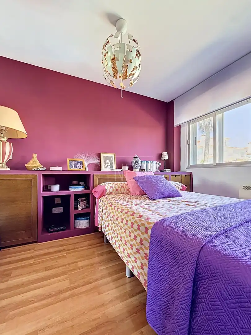 Habitación de Casa adosada en venta en Peligros con Aire acondicionado, Calefacción y Jardín privado