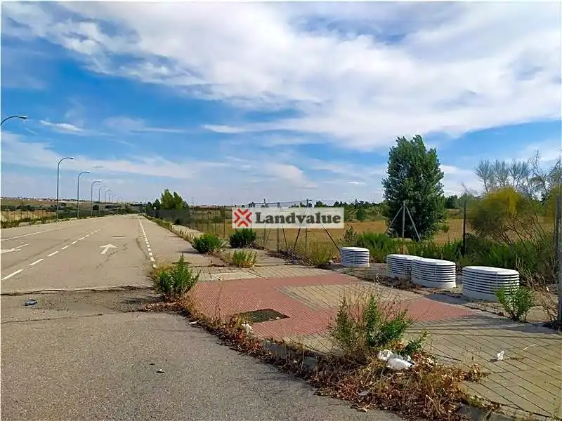 Terreno industrial en venta en Las Castañeras - Bulevar, imagen 4