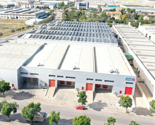 Vista exterior de Nau industrial de lloguer en Riba-roja de Túria