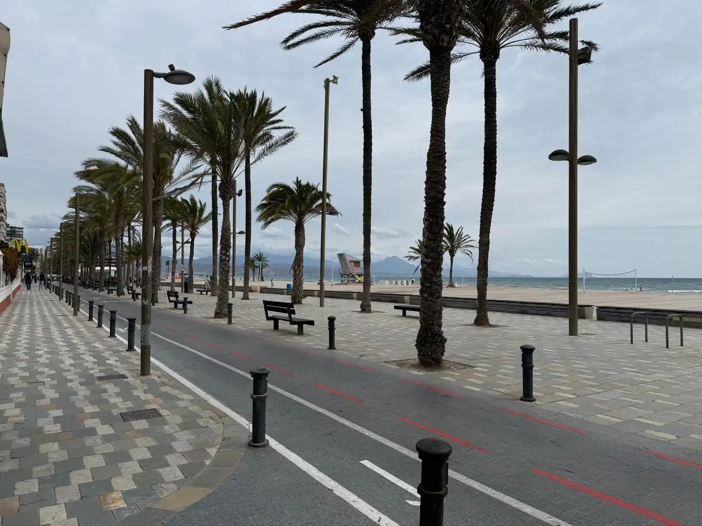 Vista exterior de Local en venta en Alicante / Alacant