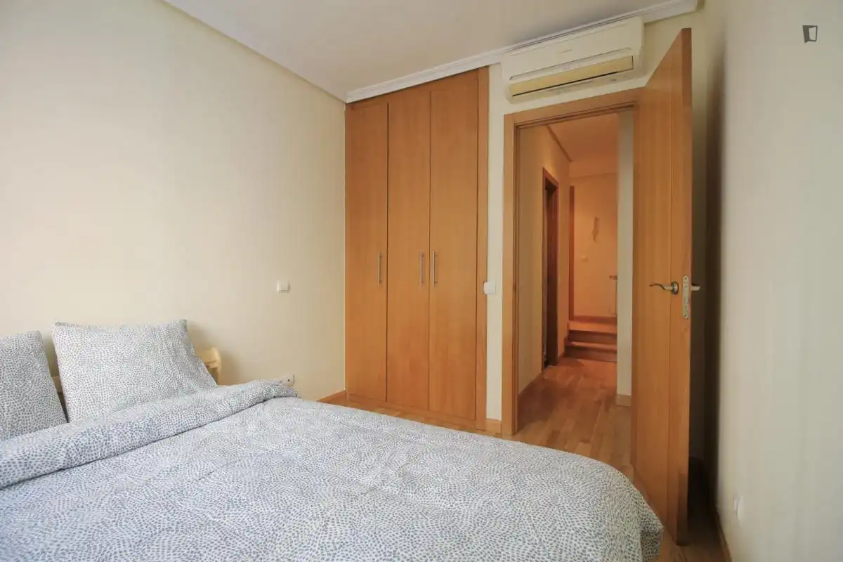 Apartament de lloguer a Valdeacederas