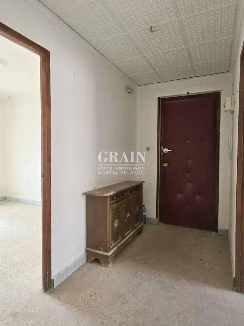 Flat for sale in Albacete  with Balcony