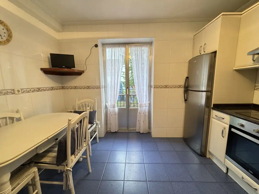 Cocina de Piso en venta en Bergara con Calefacción, Trastero y Amueblado