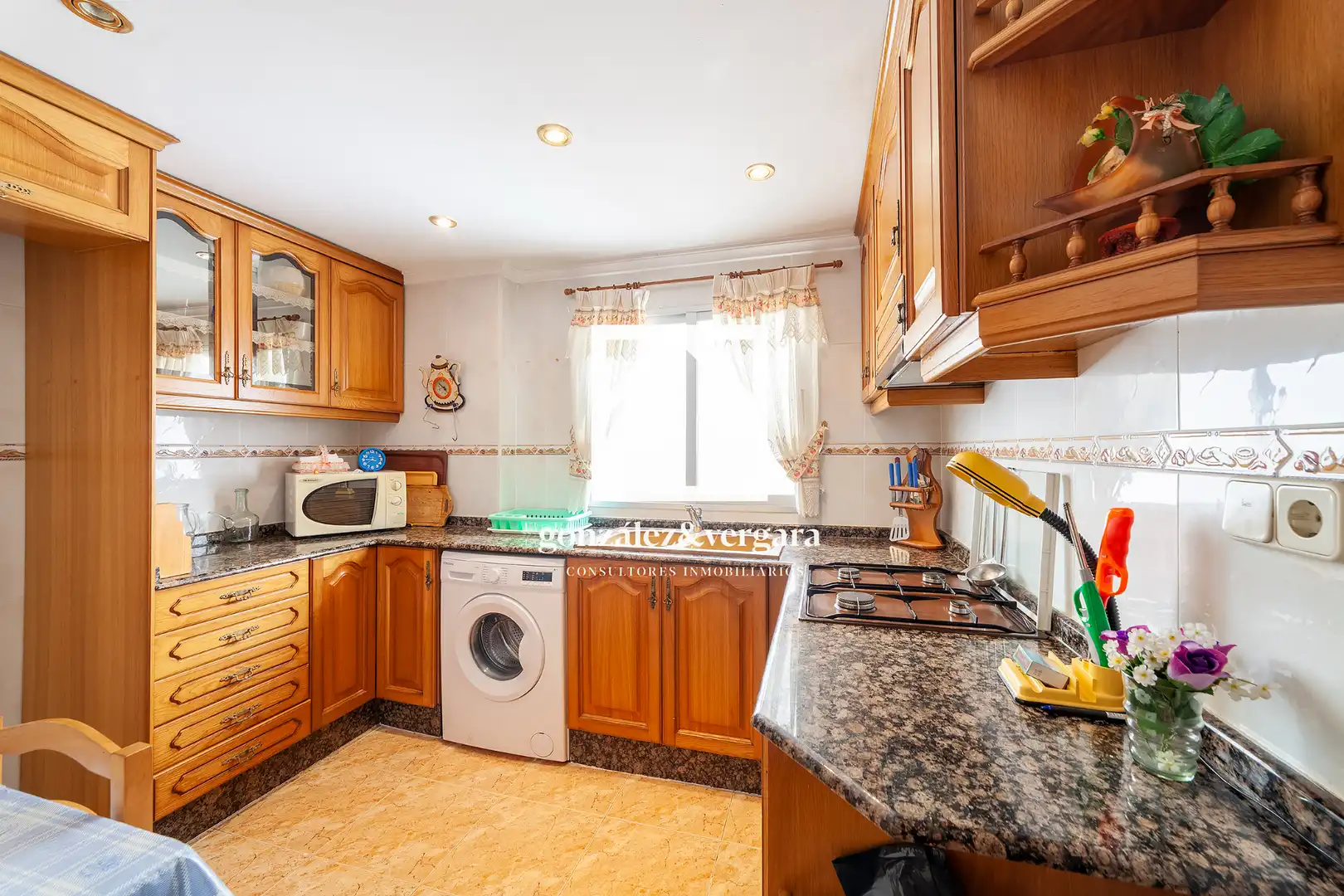 Cocina de Piso en venta en Valencia con Aire acondicionado y Balcón