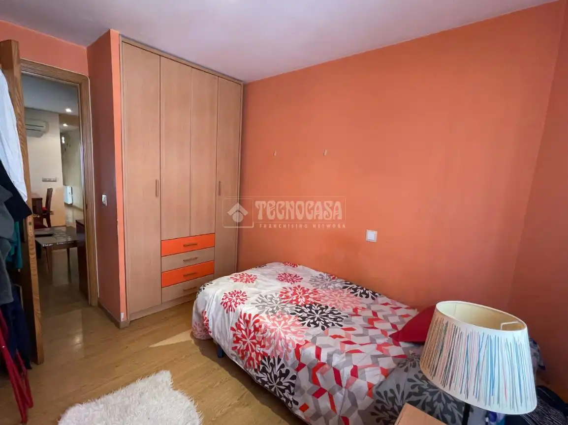 Bedroom of Flat for sale in Madrid  with Air Conditioner