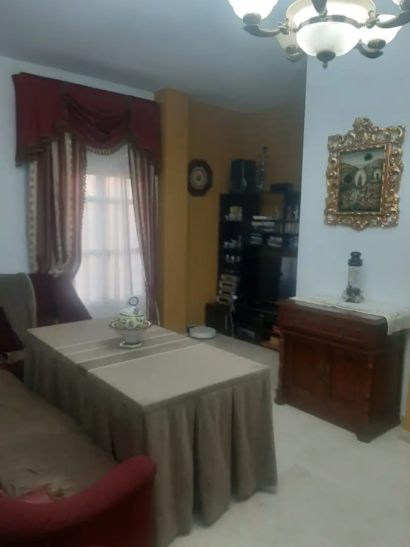 Flat with terrace for sale in Villaverde del Río